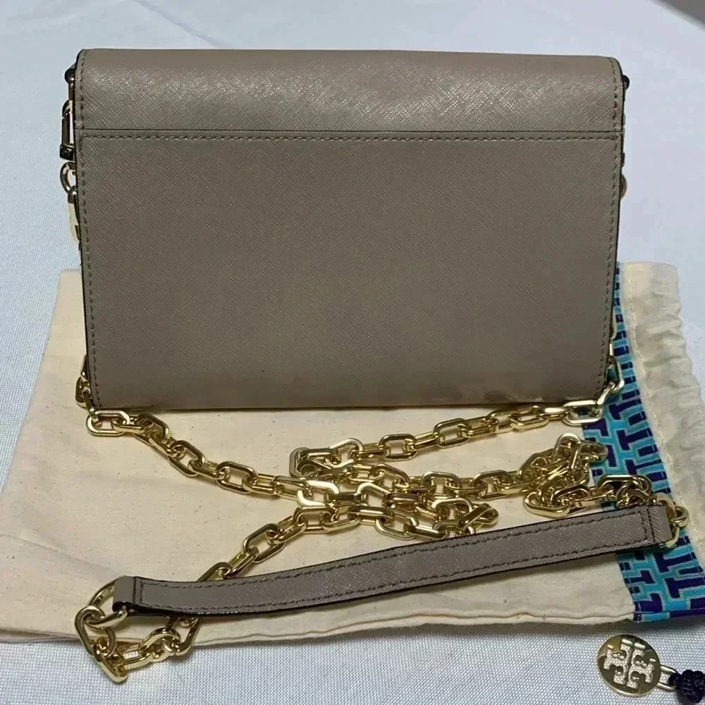 TORY BURCH Women’s Purse,Crossbody. Excellent Condition.Comes with/dust bag.